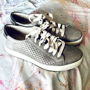 Johnston & Murphy womens sneakers, size 7m. Taupe with rose gold sparkle